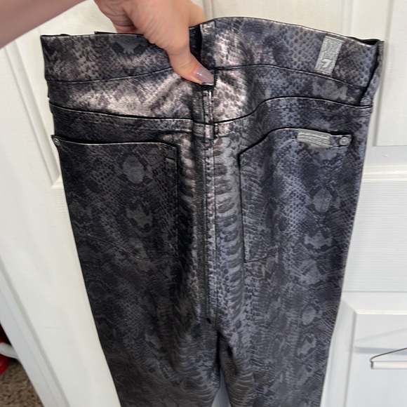 7 for All Mankind Coated Python Skinny Jeans - Picture 4 of 4